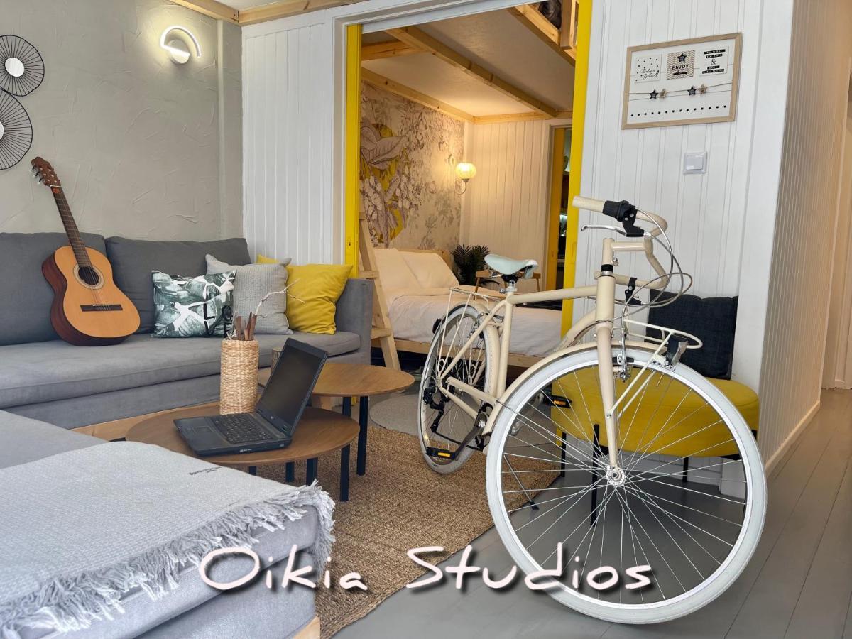 Oikiastudios2 Patras Bagian luar foto
